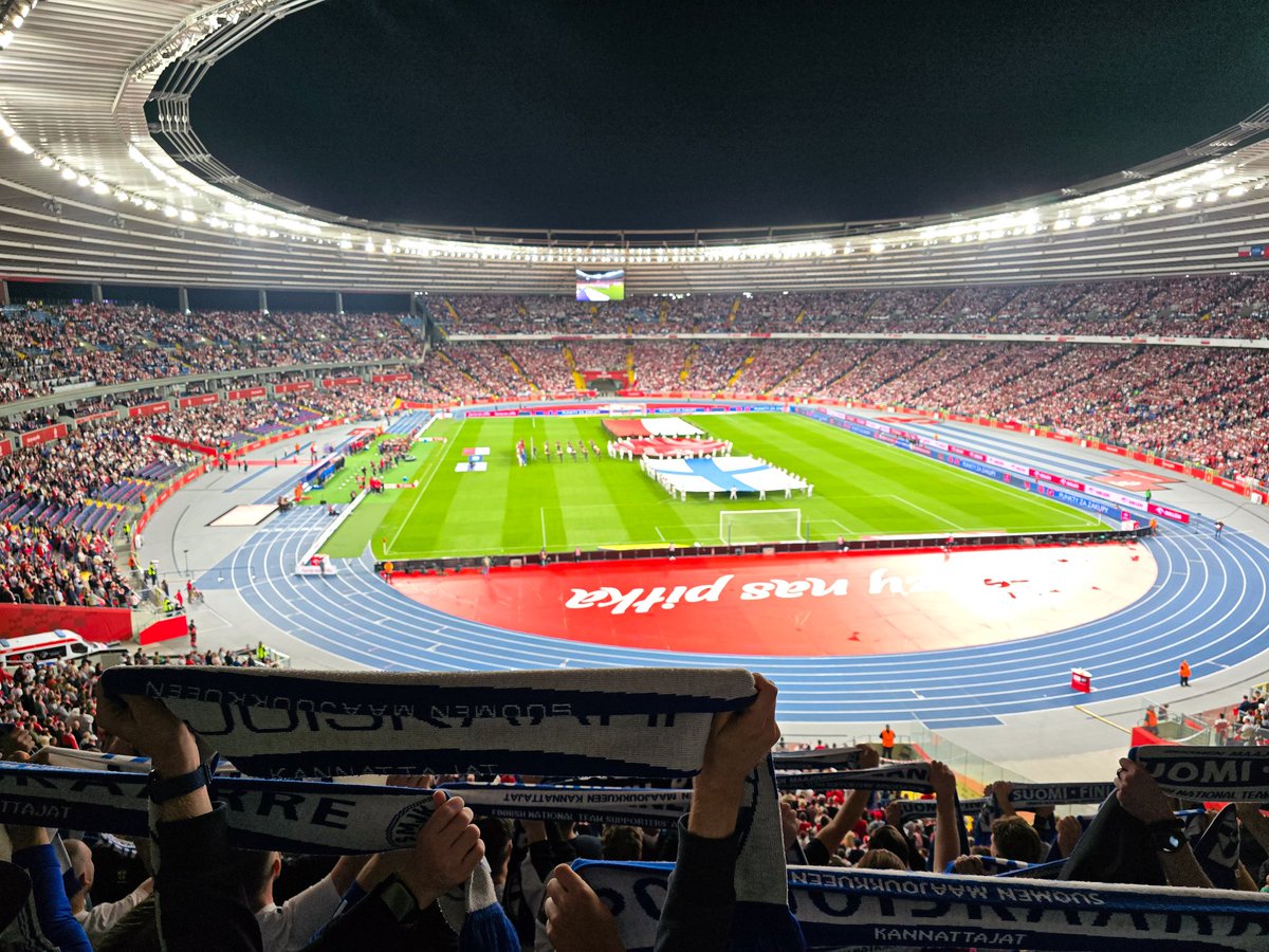 tomoffootball's tweet image. 7.9.2025
Poland 3-1 Finland
WC Qualification🌍🏆 #POLFIN

Finland hopes for qualifying next year World Cup barely exists after defeat in Chorzów. Match did not leave much tell to posterity beside great time in the city around match and WRWE delegation half time show with police.
