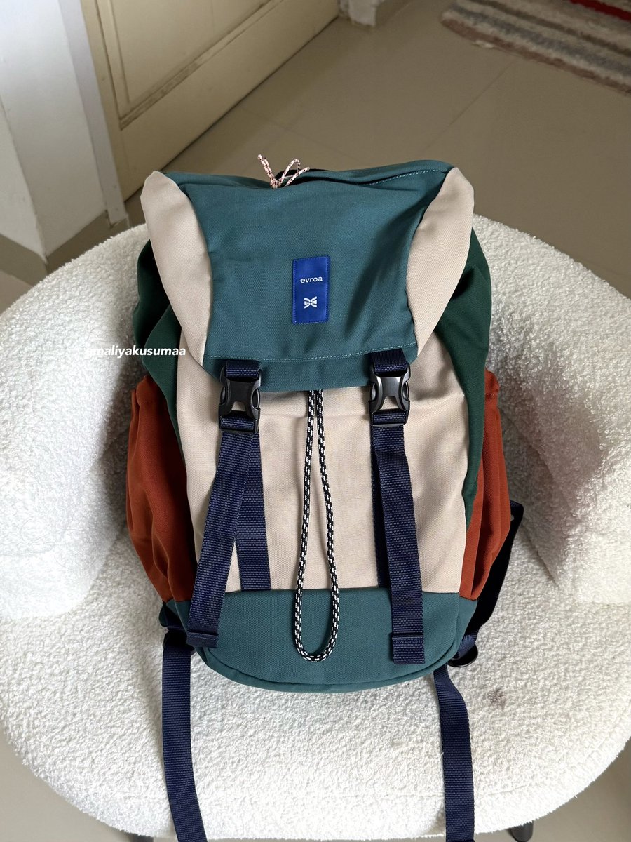 amaliyakusumaa's tweet image. backpack for daily i don't regret buying :