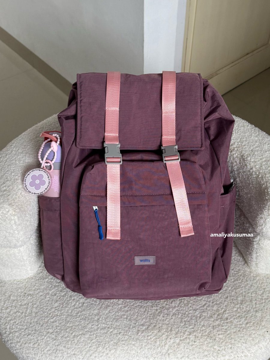 amaliyakusumaa's tweet image. backpack for daily i don't regret buying :