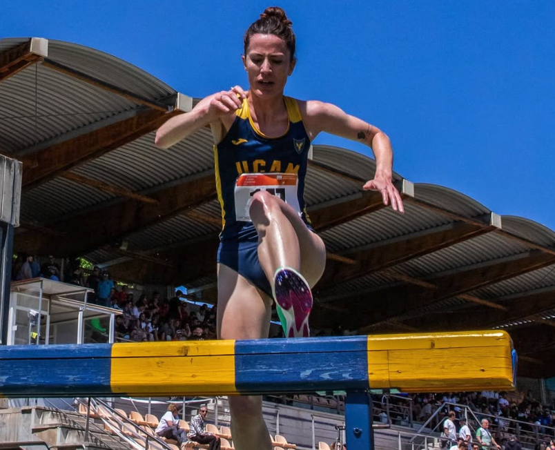 🎂¡Feliz cumpleaños a nuestra gran atleta <a href="/ClaraVinaras/">Clara Viñarás</a>! 🏃‍♀️✨

🥳 Que este año esté lleno de nuevos retos, victorias y momentos inolvidables. ¡A seguir brillando, Clara! ✨