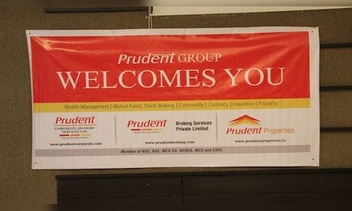 CNBCTV18News's tweet photo. #PrudentCorporate to acquire #IndusCapital’s ₹2,030 crore mutual fund business for ₹124 crore
@jpullokaran
https://t.co/GVFSwY3CJo https://t.co/byqErmwEjV