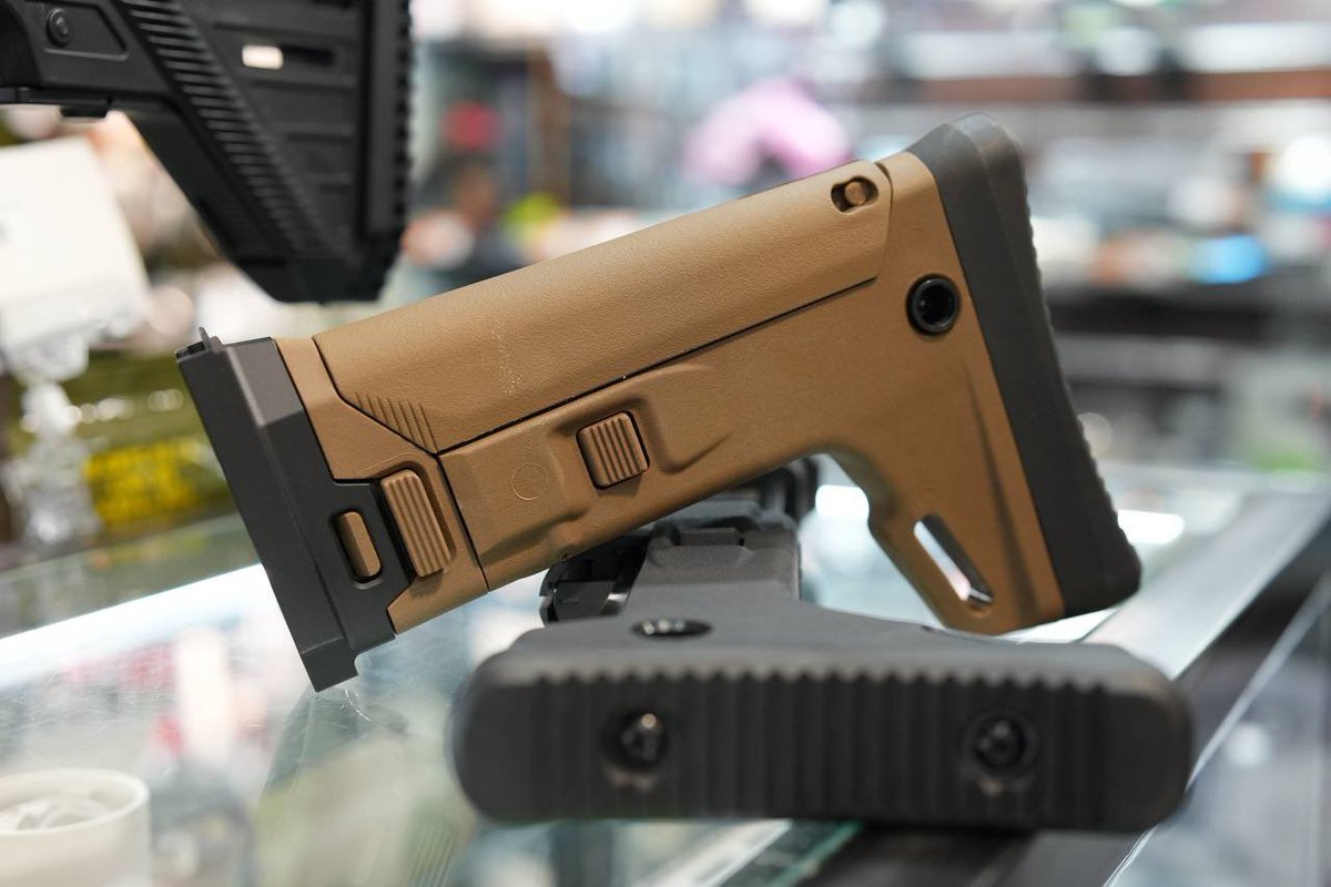 jkarmy_int's tweet image. RENEGADE ACR Style 
Adjustable Folding Stock 
For WE / VFC SCAR GBBR ✨✨ 

2-Color Options 🤩 

Now at JK 🔥 

#renegade #acr #stock #scar