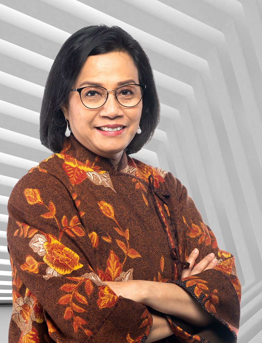 Terimakasih Ibu Sri Mulyani atas darma bhakti kepada bangsa dan negara.

"Jgn pernah berhenti mencintai negeri ini"
- Sri Mulyani -