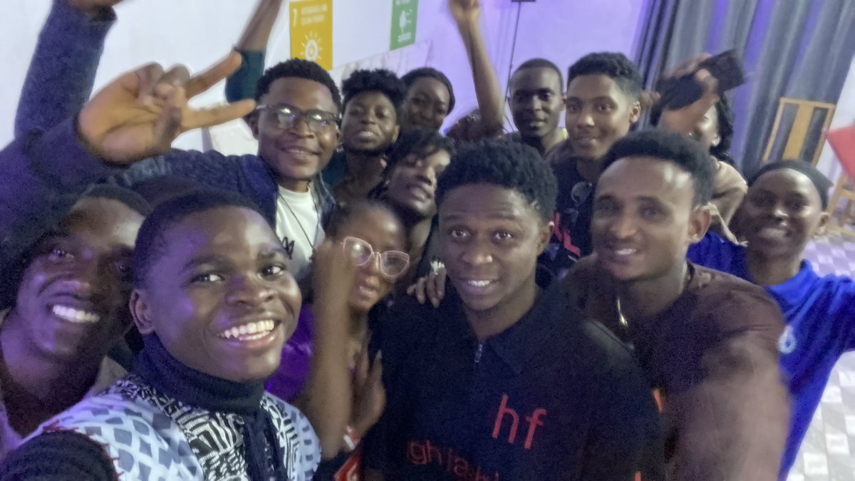 ChiOvine's tweet photo. ✨ The energy of youth is more than smiles it’s the power to transform communities.

Even as many young people face unemployment and challenges, we rise with creativity, resilience, and hope. 🌍

💡 With the right partnerships, this energy can drive sustainable solutions.#youth https://t.co/QSu7MPlXBn