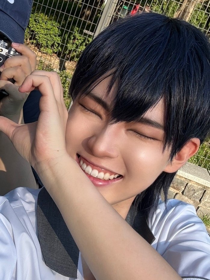 La_campanell_a's tweet image. 활짝