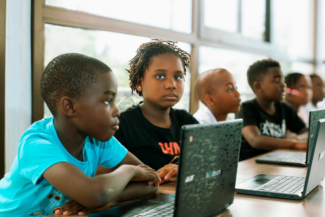 Mtoto wako akimaliza Darasa la 7, mpe nafasi ya kujifunza ujuzi wa kidigitali utakaomfungulia milango ya kesho. 🚀

Kupitia <a href="/KodeUniKids/">KodeUni</a> Bootcamp, atajifunza kuunda Apps 📱, Websites 💻, Games 🎮 na Katuni 🎬 ndani ya siku 15 tu!

📍 Dar es Salaam | Arusha | Dodoma
🗓️ Sept 22 –