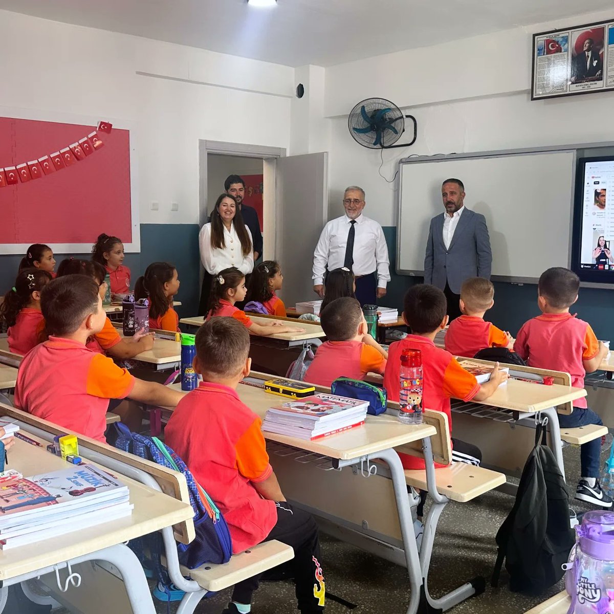 Perşembe İlçe Milli Eğitim Müdürlüğü (@ilcepersembe) on Twitter photo İlçe Milli Eğitim Müdürümüz Sayın Murat Çulfaz ve Perşembe Belediye Başkanı Sayın Cihat Albayrak,yeni eğitim-öğretim yılı dolayısıyla Cumhuriyet İlkokulu,Gazi İlkokulu-Ortaokulu, Çaka Çaytepe Ortaokulu,75.Yıl Anaokulu,İsmail Dede İlkokulu'nu ziyaret etti. <a href="/Ordu_MEM/">Ordu İl Millî Eğitim Müdürlüğü</a> <a href="/culfazmurat/">Murat Çulfaz</a> İlçe Milli Eğitim Müdürümüz Sayın Murat Çulfaz ve Perşembe Belediye Başkanı Sayın Cihat Albayrak,yeni eğitim-öğretim yılı dolayısıyla Cumhuriyet İlkokulu,Gazi İlkokulu-Ortaokulu, Çaka Çaytepe Ortaokulu,75.Yıl Anaokulu,İsmail Dede İlkokulu'nu ziyaret etti. <a href="/Ordu_MEM/">Ordu İl Millî Eğitim Müdürlüğü</a> <a href="/culfazmurat/">Murat Çulfaz</a>