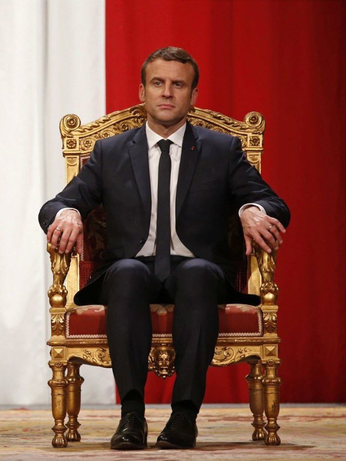 🇫🇷 Macron est-il le pire président que la France ait connu ?

A. OUI
B. NON, citez-en un autre