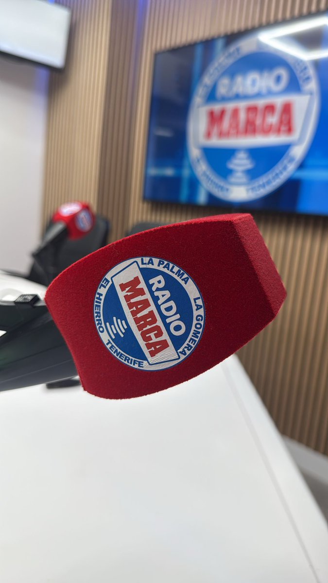 📻 ARRANCAMOS una nueva temporada de #ADiarioLive con <a href="/seliangr/">Selene Melián</a> y <a href="/tommyRguezC/">Tommy Rodríguez</a>

⚽ Analizamos la victoria del #CDTenerife
🎙️ Hoy protagonista el jugador del <a href="/RUT_OFICIAL/">Real Unión de Tenerife Santa Cruz</a>,<a href="/VitoloCDT/">Víctor (VITOLO)</a>
🏀 Tertulia del <a href="/CB1939Canarias/">La Laguna Tenerife</a>
🎙️Información, entretenimiento y mucho más...

👉