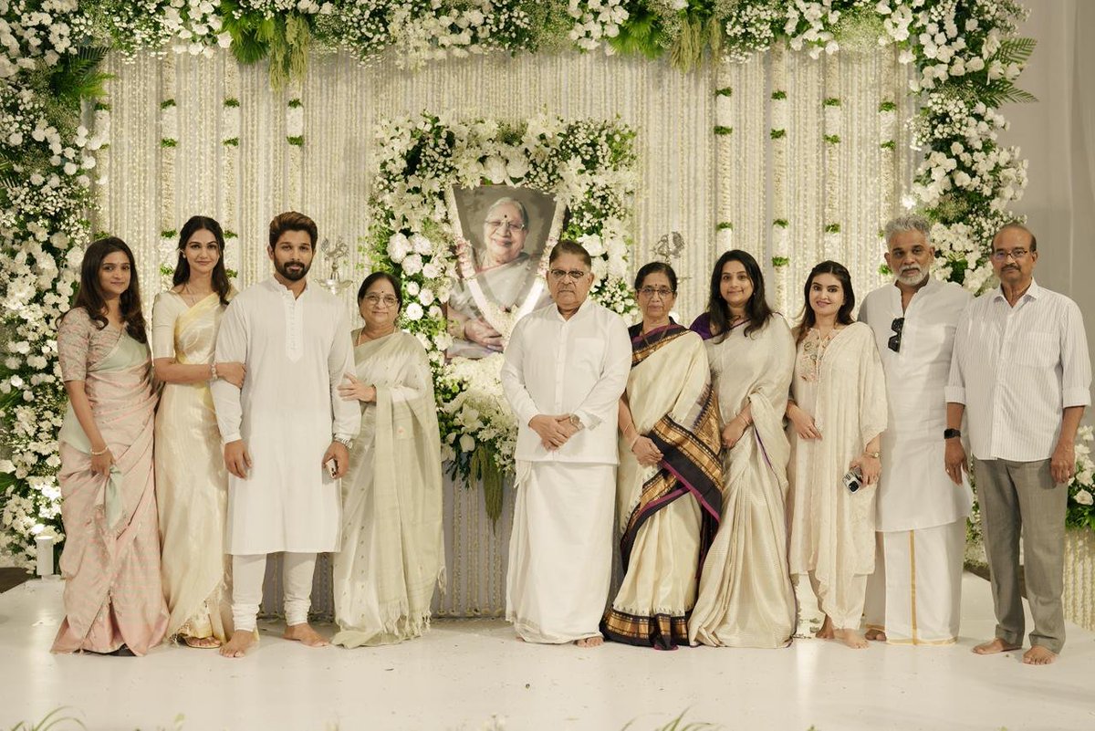 BheeshmaTalks's tweet image. 📸❤️❤️

#AlluFamily #AlluAravind #AlluArjun𓃵 #VidyaKoppineedi #AlluShirish #AlluBobby