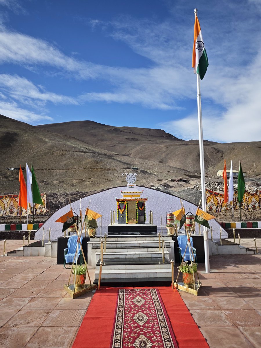 Honouring the Valour of Brave Policemen! 

Every year, an All India Police Party treks to Hotspring in Ladakh to honour our brave hearts of the ITBF &amp; CRPF, who made the supreme sacrifice there on October 21, 1959. 

This year, a 30-member Assam Police contingent led by Shri