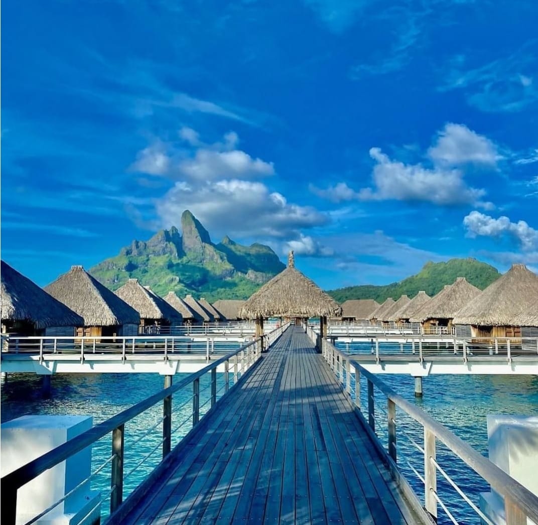 Stunning overwater villas in Bora Bora