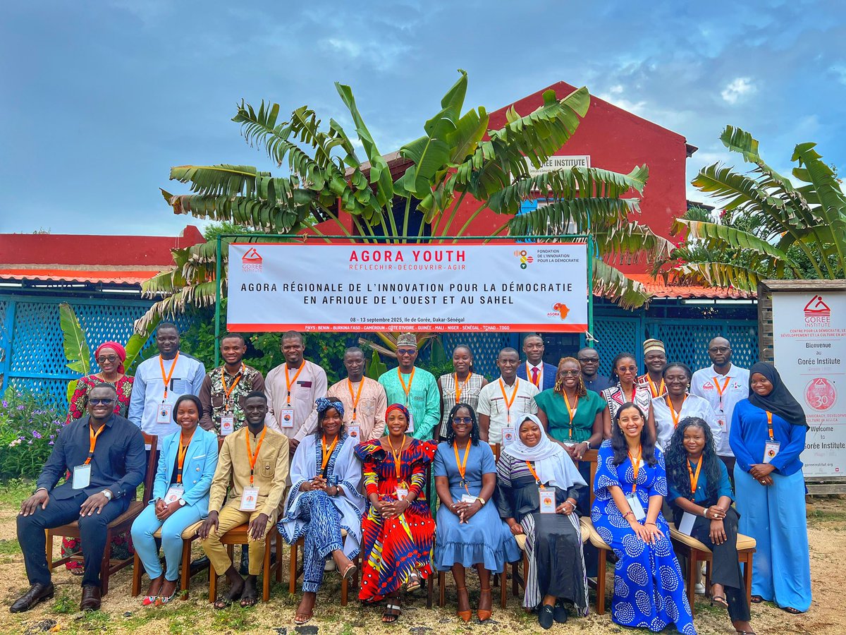 📣AGORA YOUTH
C’est le top départ de l’Etape de Dakar pour les jeunes innovateurs de la démocratie !

Pendant une semaine, des jeunes venus de divers horizons vont renforcer leurs capacités autour de thématiques clés liées à la démocratie et à la participation citoyenne.