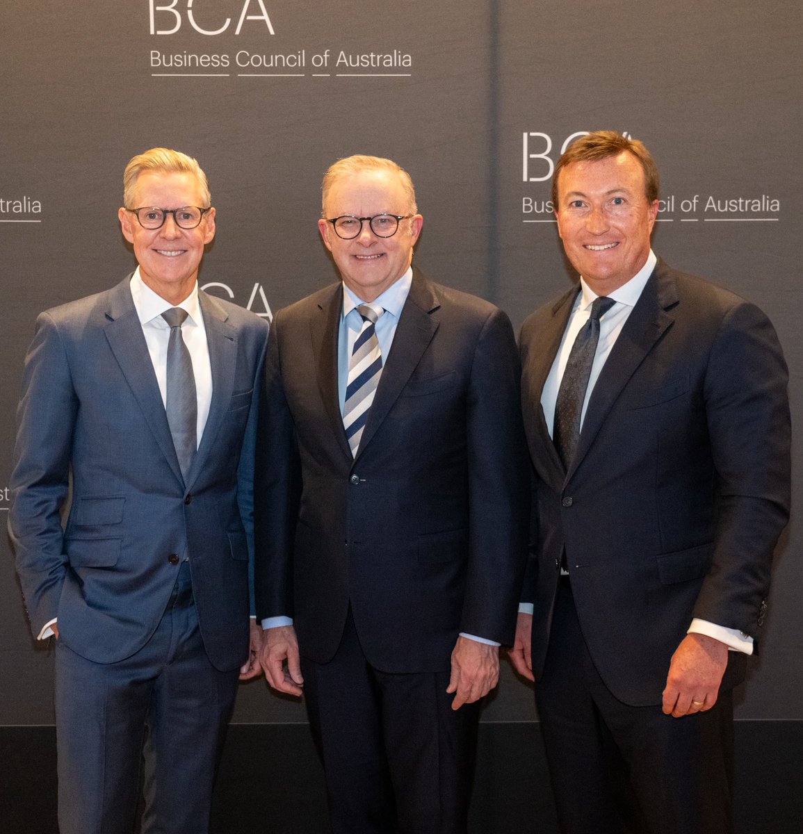 AlboMP's tweet image. Australia has one of the fastest growing economies.
Unemployment is down, real wages are up, the gender pay gap is at an all-time low and the private sector is continuing to drive economic growth.
And when governments and businesses work together, we all benefit.
It’s a…