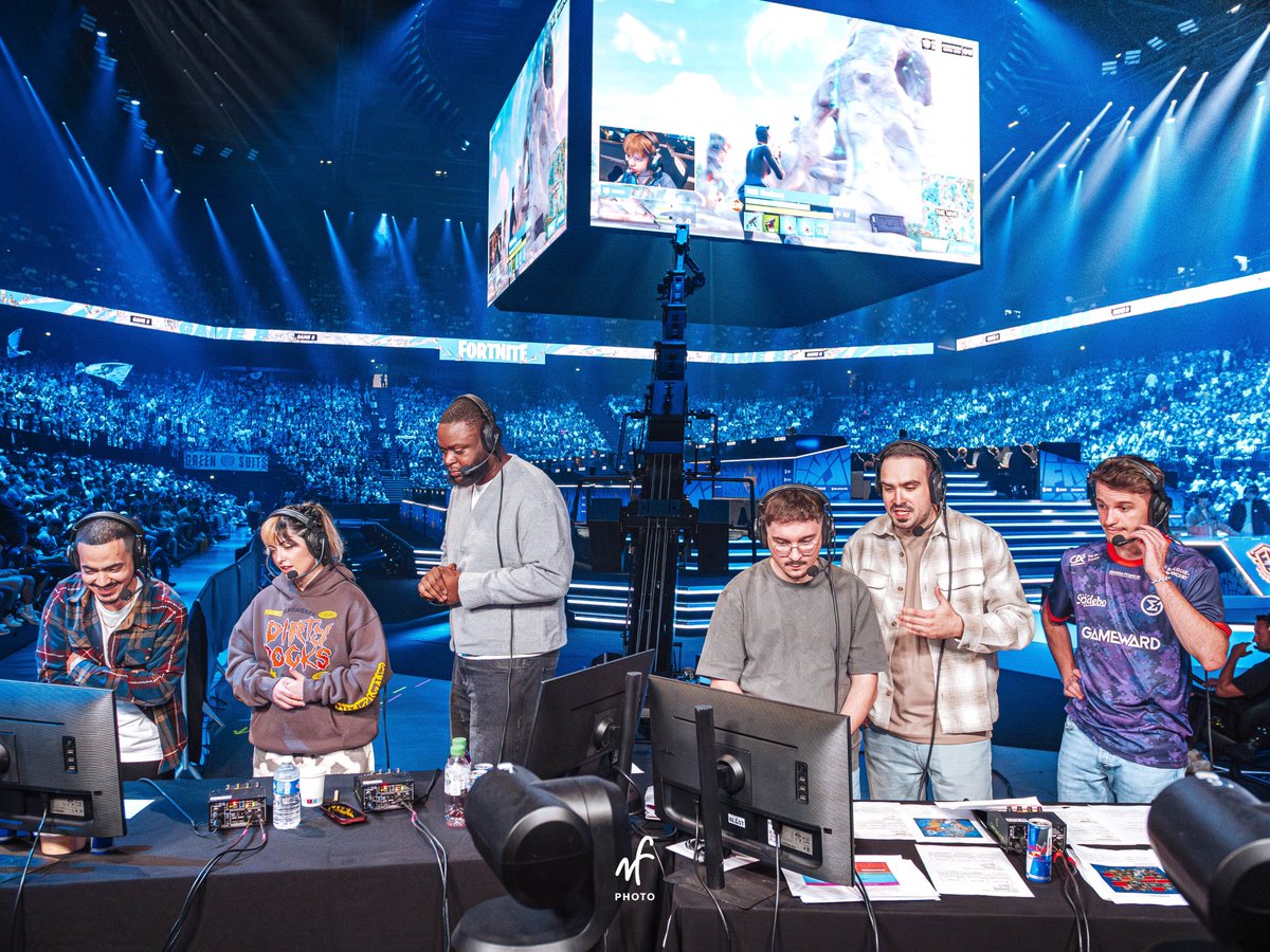 Ce week-end <a href="/Stizo_officiel/">GW Stizo 🌪️</a> est rentrée dans l'histoire des Worlds Fortnite en ouvrant le bal au cast de plusieurs parties 💜

On espère que l'année prochaine, il sera encore au micro, mais cette fois pour mettre en lumière nos joueurs !