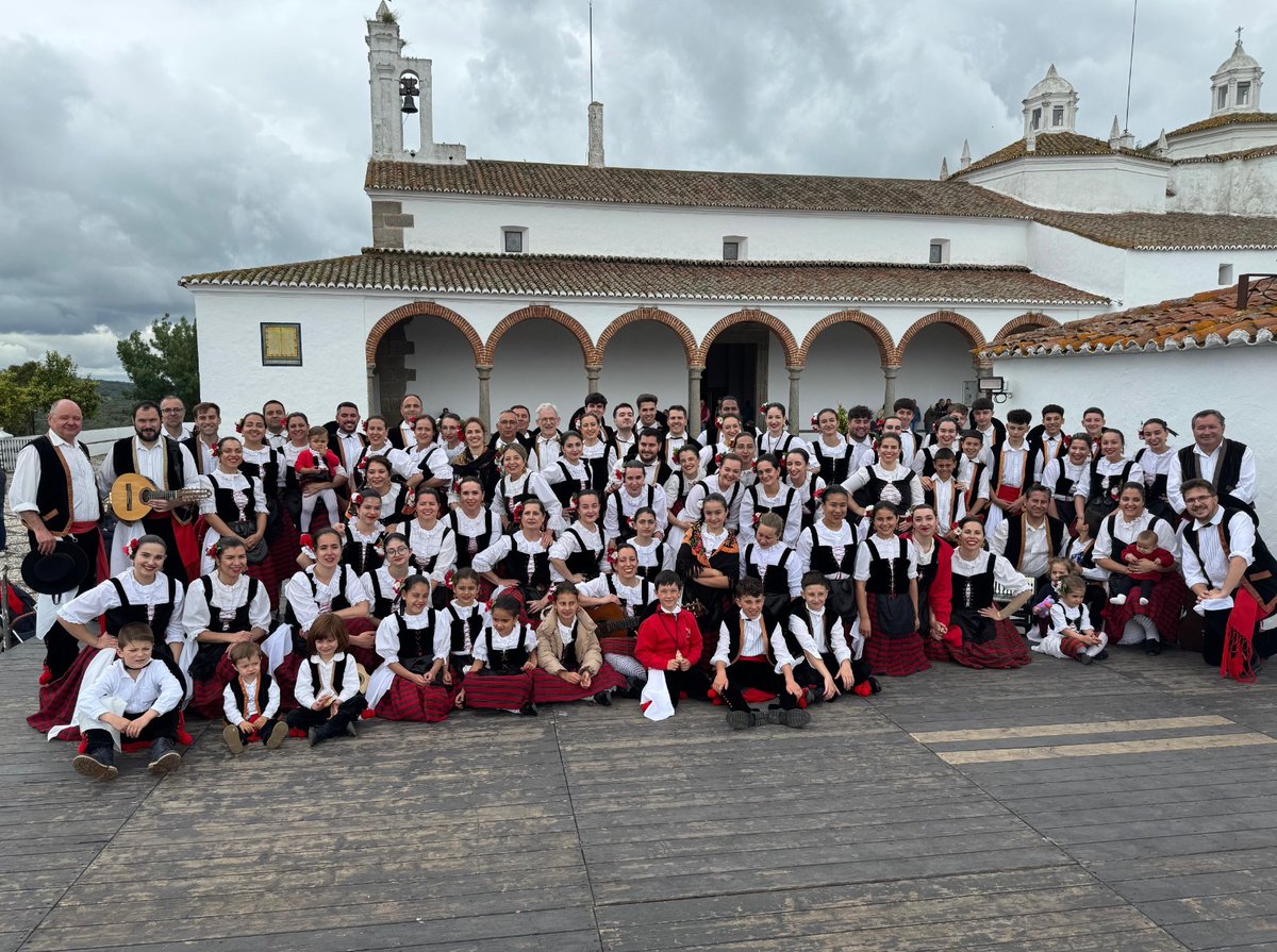 Los Jateros tweet media