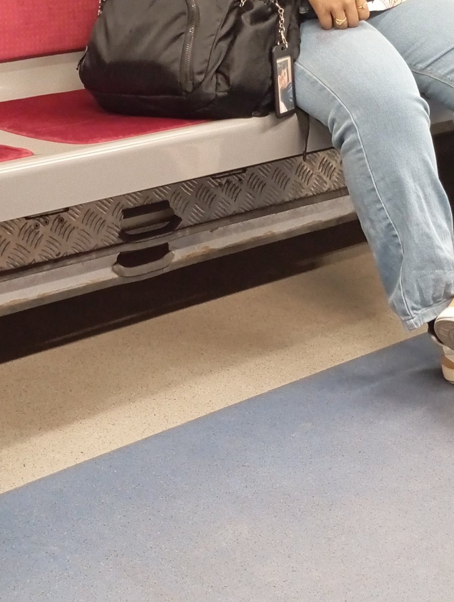 7studle's tweet photo. So in metro I saw this girl with her bag decorated with BTS keyrings and taekook pc holder!!! Like girlll I really wanted to speak to you but I was shy.. If you see this HI!!!!! (This is Chennai metro alandur to Chennai central) sorry for taking pic without consent btw https://t.co/Z3qDHmwPZp