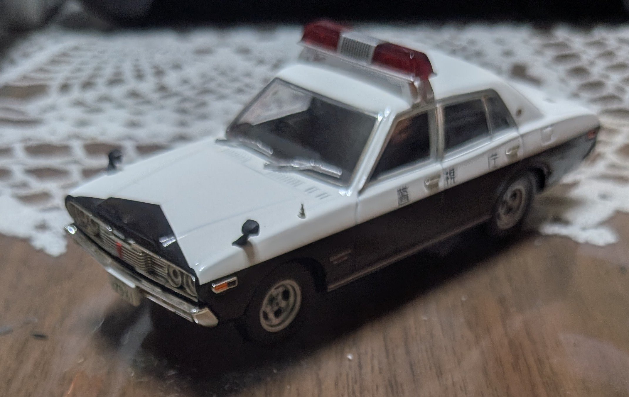 トミカリミテッドヴィンテージネオ アウディ ポリスカー アウディ 80 独ポリスカー トミカリミテッドヴィンテージ ネオ