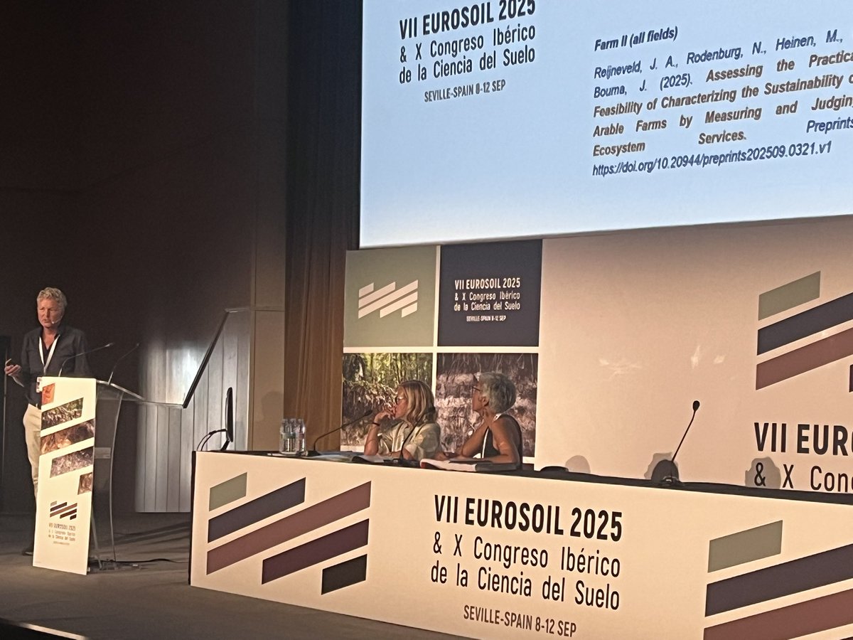 Arjen Reijneveld of <a href="/Eurofins_AgroNL/">Eurofins Agro NL</a> and Vice-chair of the Dutch Soil Science Society (NBV)  <a href="/bodemkunde/">NBV</a> presenting at <a href="/Eurosoil2025/">EUROSOIL2025</a> #soilhealth