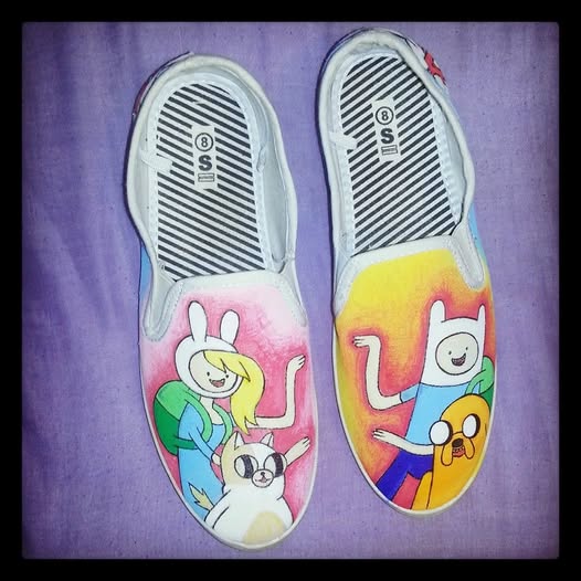 RJays_Art's tweet photo. Adventure Time
#Custom #handdrawn #shoes #customshoes #art #rjaysart #posca #poscapens #poscaart https://t.co/KsrAOMSYis