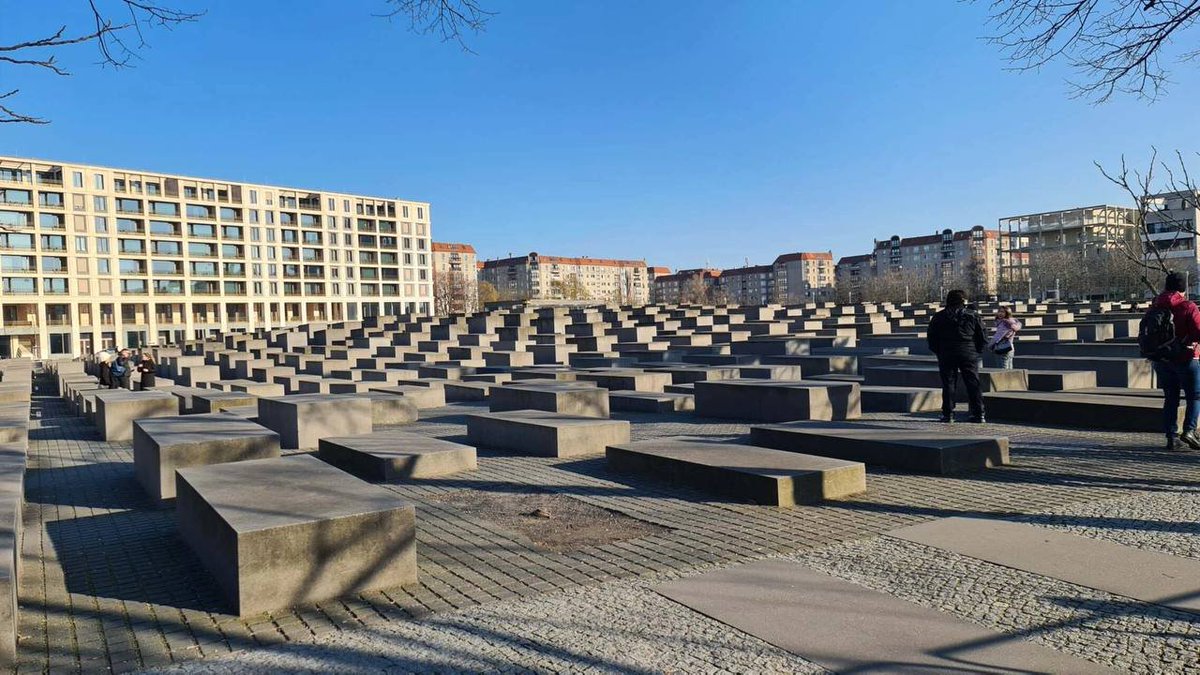 Claire (@ferraz1adriano) on Twitter photo 