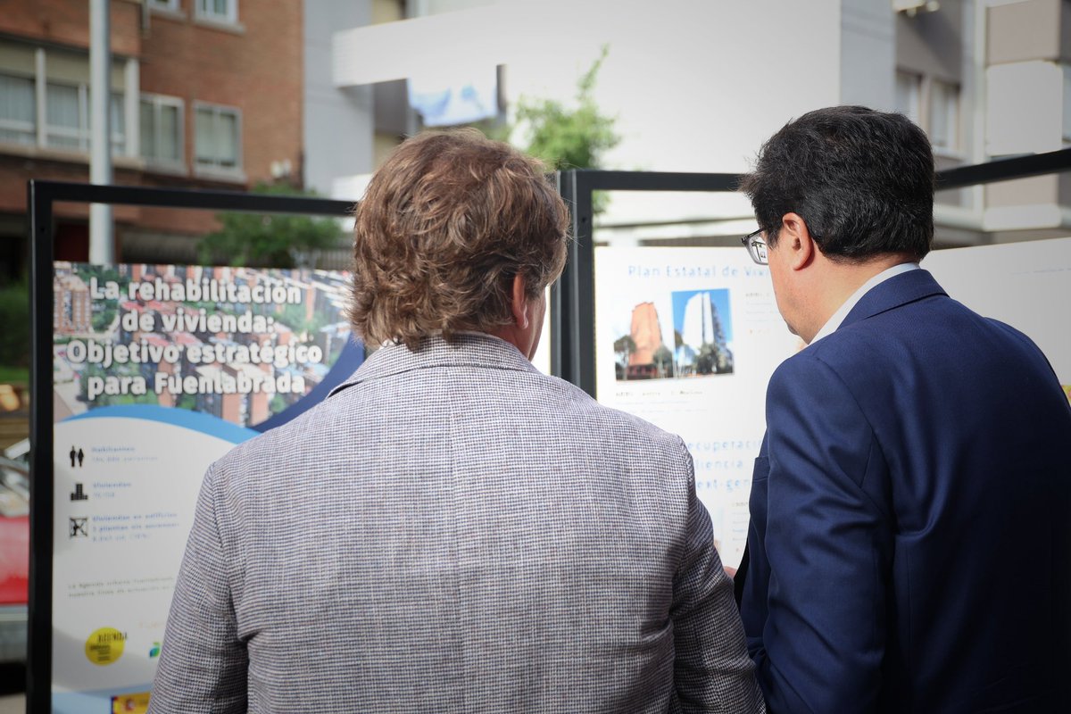 Vosotros sois muy jóvenes, pero hubo un día que el PP intentó torpedear los fondos europeos.

Hoy esos fondos sirven para rehabilitar miles de viviendas en Fuenlabrada, gracias a la gestión de su alcalde, <a href="/JavierAyalaO/">Javier Ayala / ❤️</a>.

Que no te digan que da igual que gobiernen unos u otros.