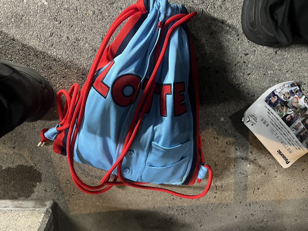 ロッテファンからしたらそれどこで売ってんの？ってなりそう