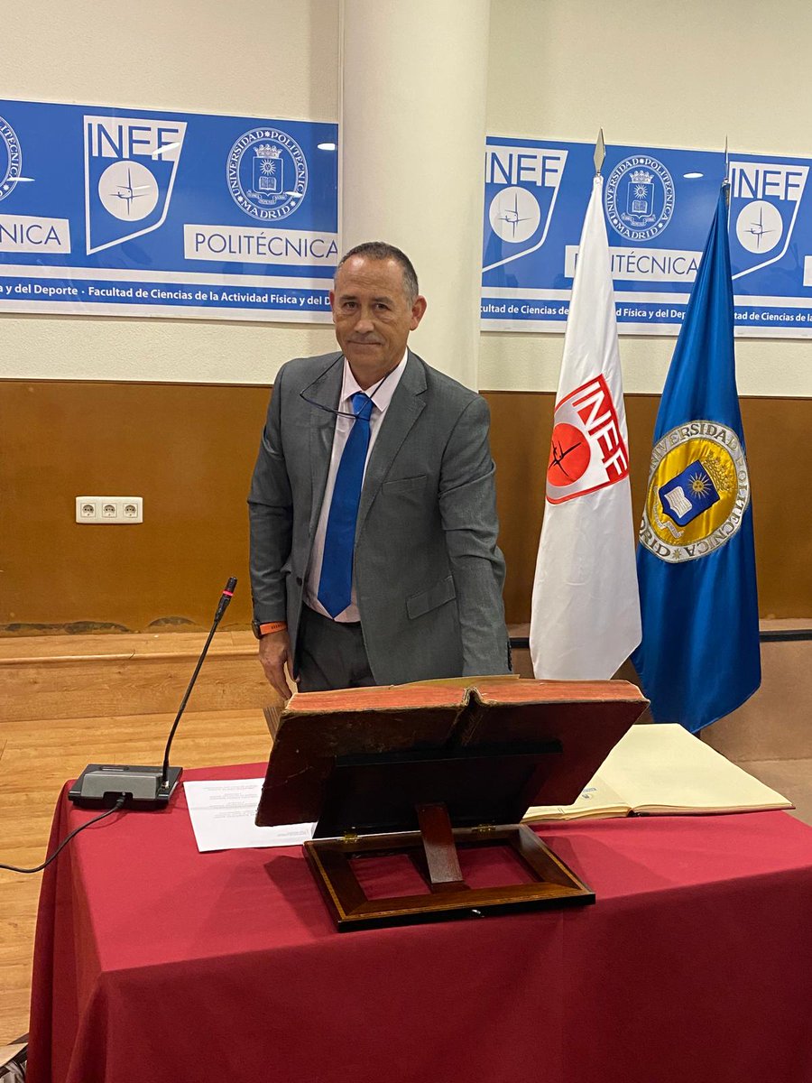 Ignacio Refoyo Román ha tomado posesión de su cargo como nuevo decano del <a href="/inefmadrid/">FCCAFyD (INEF). UPM</a> A continuación lo harán el resto de miembros de su equipo directivo. 
Recuerda que puedes seguirlo en directo 
📹audiovisuales.upm.es/directo/
#somosUPM #nosoloingenieria