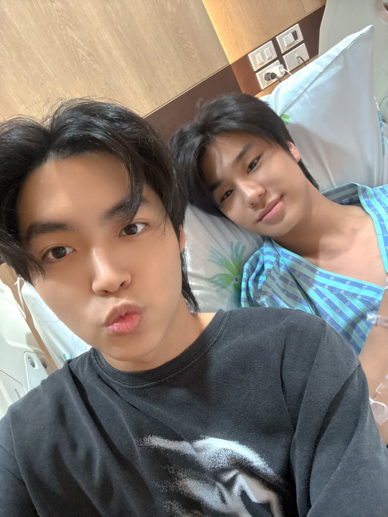 เเน่นอนยุเเล้วหล่ะ 5555