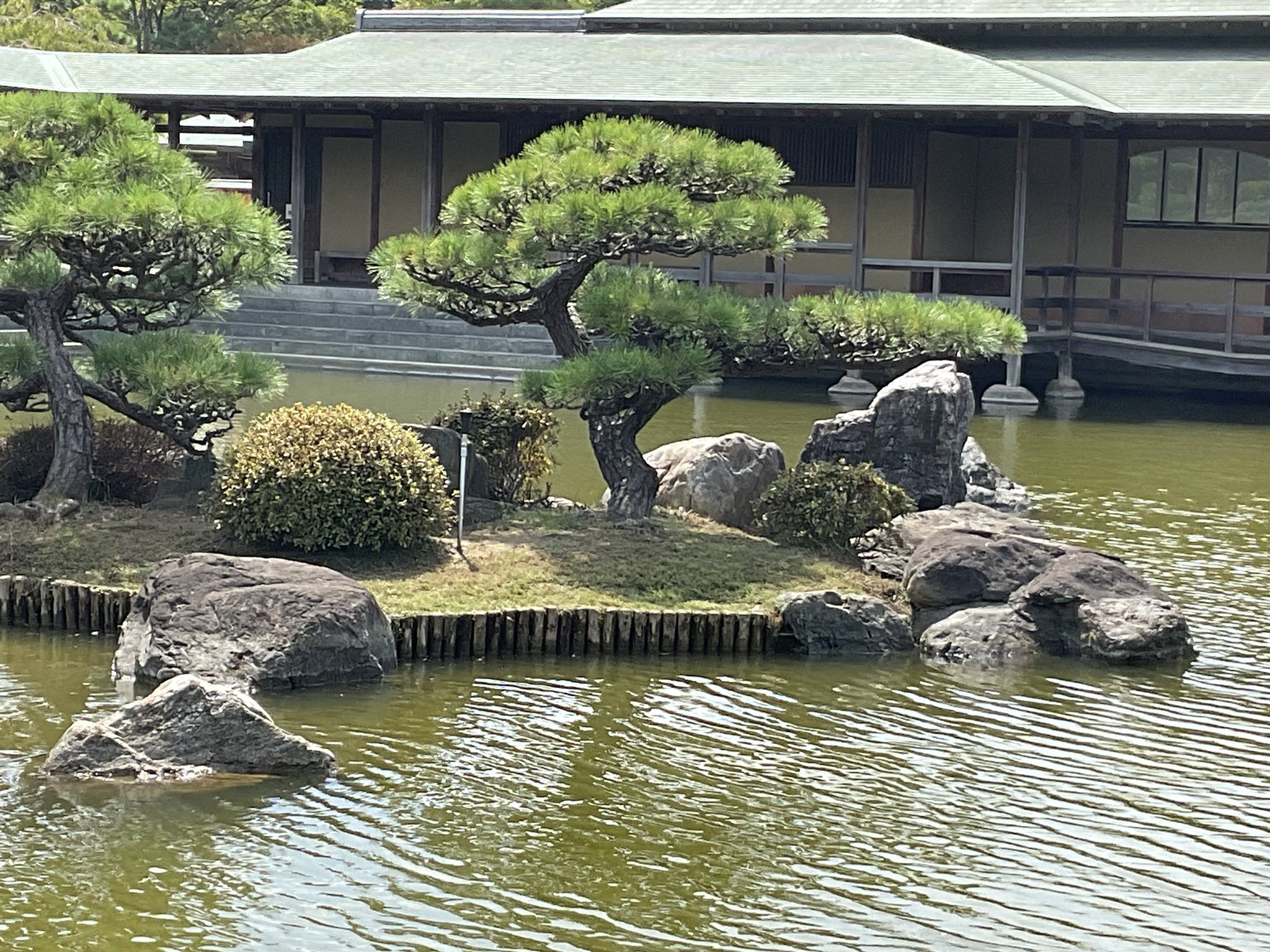 日本の庭 雑誌『庭NIWA』のコラム『2100年の日本庭園へ』。vol.252では国