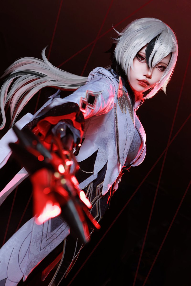 Genshin / アルレッキーノ

"   堕ちるがいい｡  "

#GenshinImpactcosplay  #Arlecchino