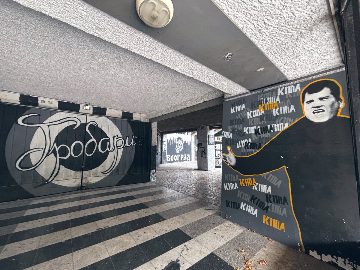 This morning we had the pleasure to receive a special tour of Partizan with a local guide who'd reached out. Managed to see every corner of the stadium and learn all about the history of this famous club.

Definitely coming back to cross the Belgrade Derby off my bucket list! 🇷🇸