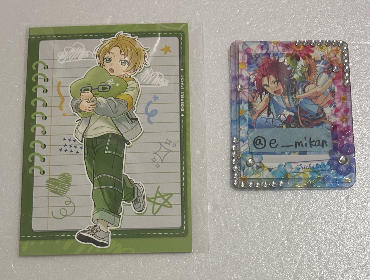 📮【交換】あんスタ 中国 童心珍蔵 特典 ポスカ 譲】真 求】真緒