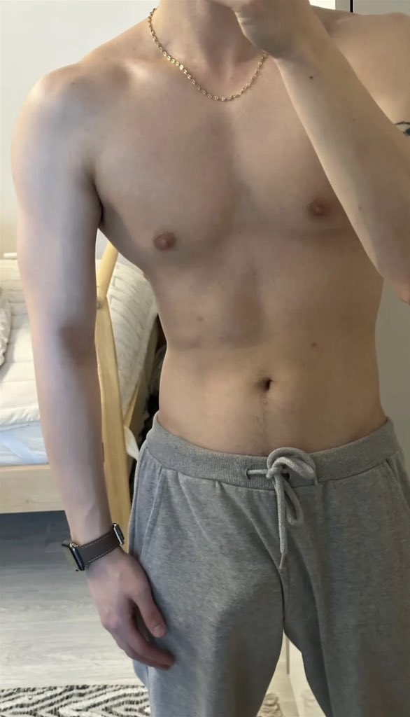 好白！
有點想去日曬