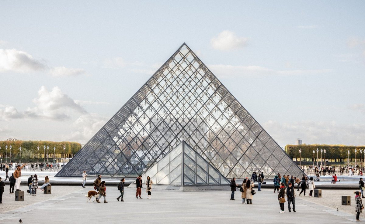 [#Agenda 📆] Cette semaine au #Louvre 👀

🔹Actualité ⬇️
-Présentation temporaire : Le garde-manger de l’Antiquité | Conservation et gestion alimentaire dans la vallée du Nil et en Méditerrannée.

Jusqu’au 5 janvier dans les salles du département des Antiquités égyptiennes.

Plus