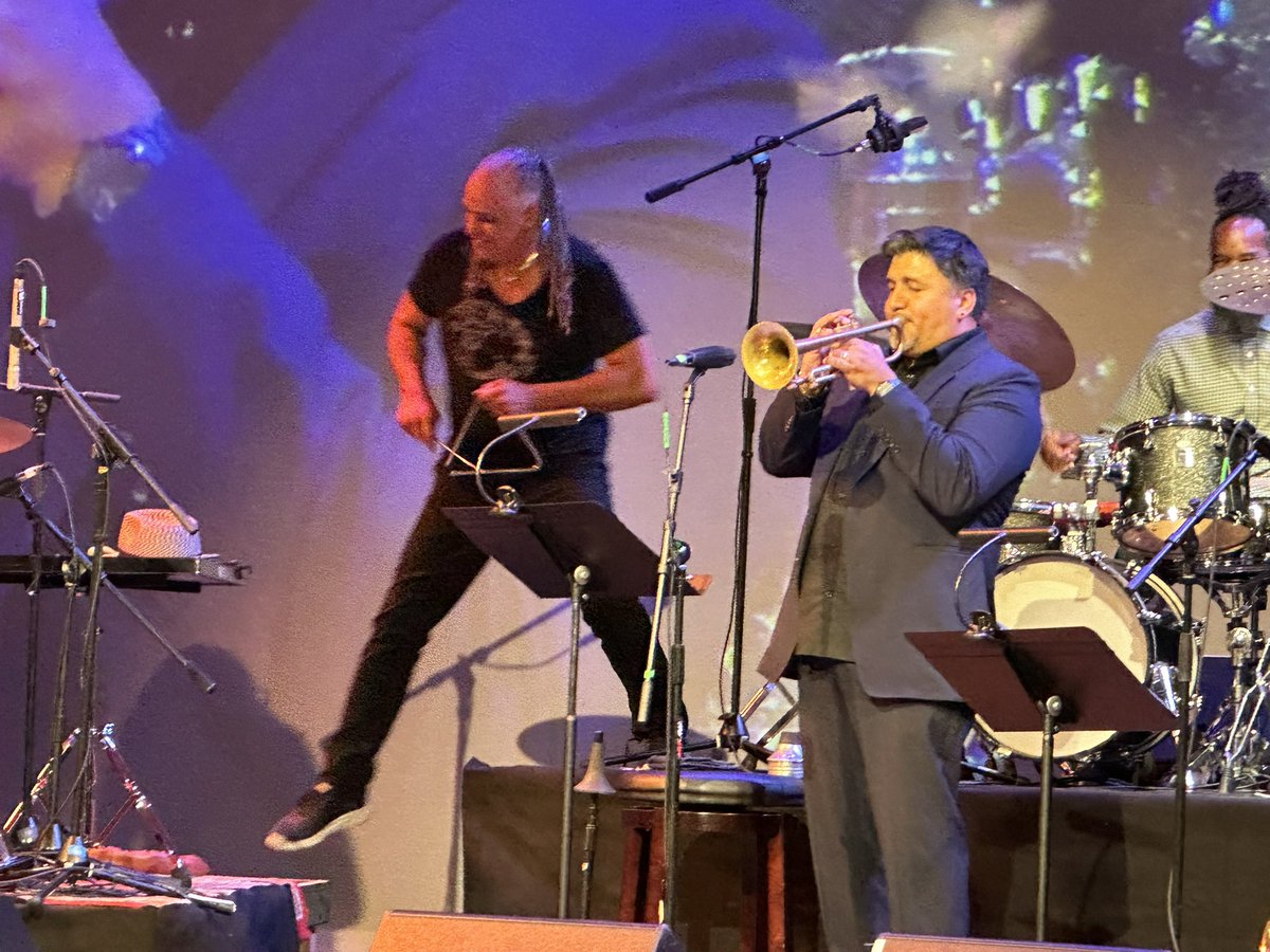 Guess Who Came To SF ? #paradisiotheatre <a href="/MsCinelu/">Angélique Cinélu</a> #mino4miles