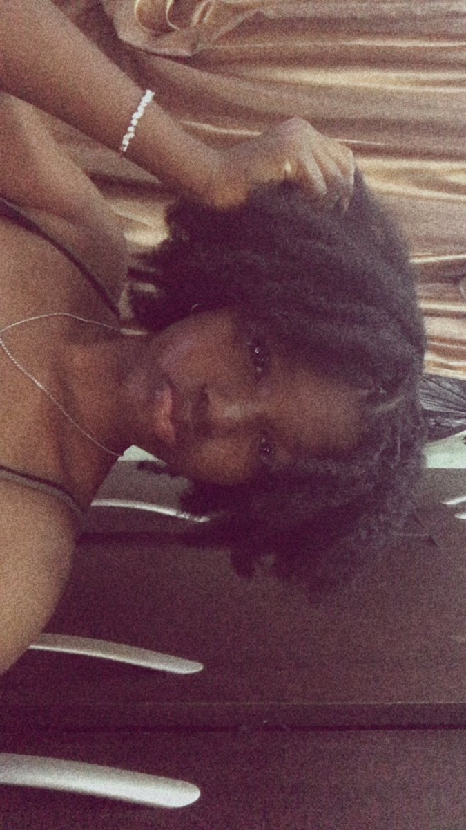 Bukunmi🧛‍♀️ tweet media