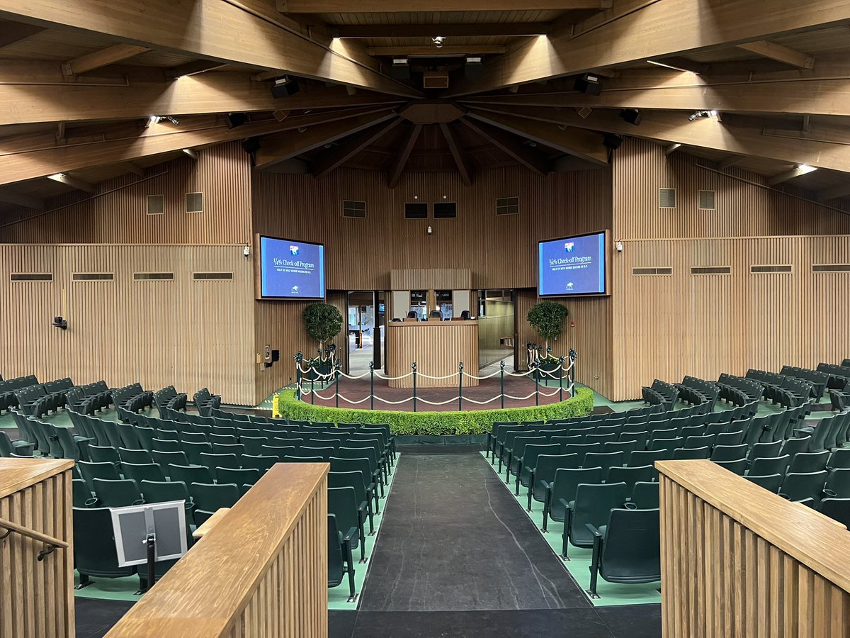 t_murph51's tweet image. Book 1 Day 1 of the @keenelandsales September sale is upon us! Looking forward to a great sale with @westpointtbred, and bringing home the next generation of WPT stars!