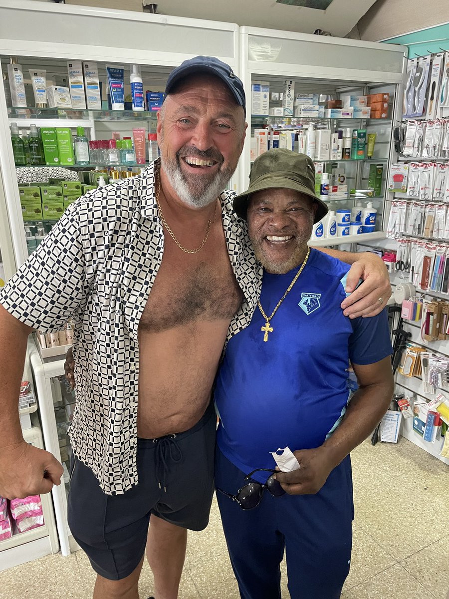 On hols bumped into <a href="/WatfordFC/">Watford Football Club</a> legend <a href="/Semaken/">Ken Sema</a> dad