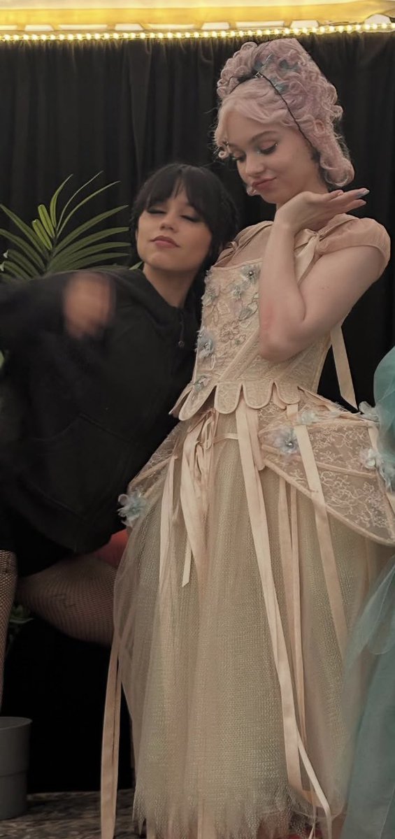 Our Dream Team 🥹 How they always stand next to each other
 ❤️ #JennaOrtega #Emmamyers #Wednesday #WednesdaySeason2 #Wenclair #Jemma