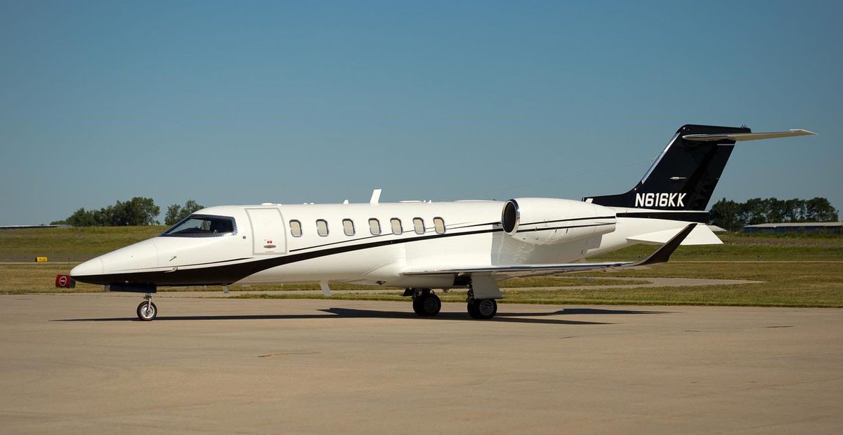 This is the new Learjet I will be using for the week thank you Lord God here at the airport in Tulsa, Oklahoma right now..👨‍✈️🛩️😎