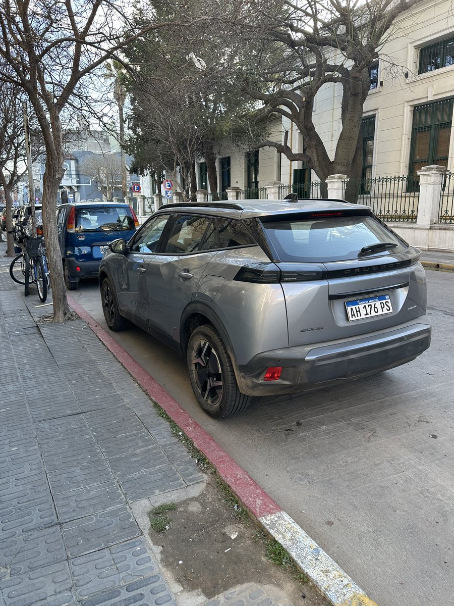 Sigo colaborando con pruebas, hasta que se dignen a efectuar un control y HACER RESPETAR los cordones que pintaron en ROJO.
<a href="/gobderiocuarto/">Gobierno de Río Cuarto</a> <a href="/PrensaRioCuarto/">Sub. Comunicación R4</a>