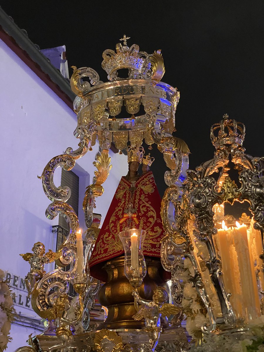 REPRESENTACIÓN | En el día de ayer, nuestra Hermandad participó en la procesión de regreso de Nuestra Señora de la Fuensanta Coronada hasta su Santuario, tras la celebración de la Solemne Eucaristía en la Santa Iglesia Catedral.