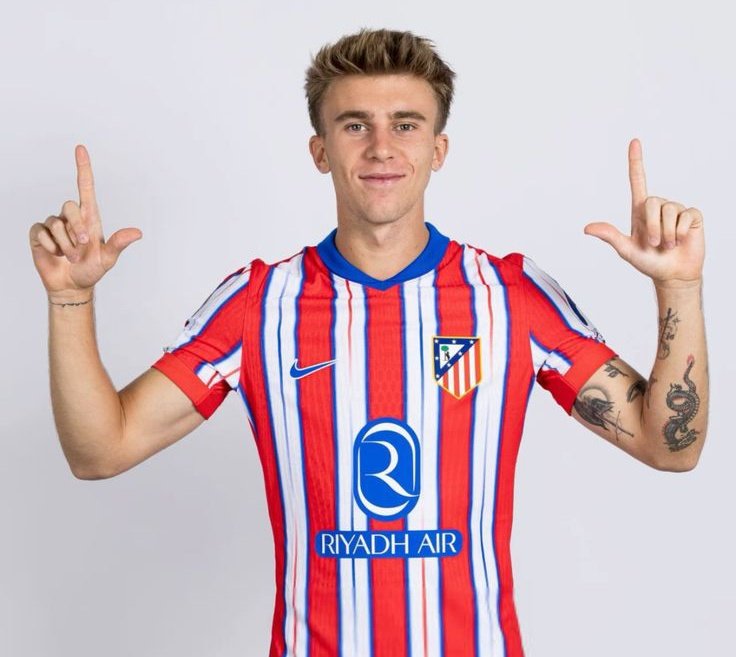 Como me alegro que haya gente del " Valladolid" y del Barsa que desprestigien a Barrios

Cuanto más infravaloren a los nuestros mejor