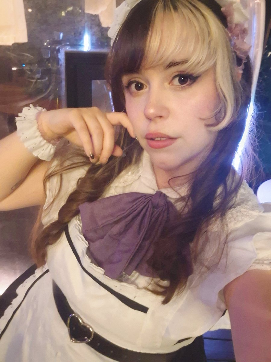 Shall I bewitch you~~♡