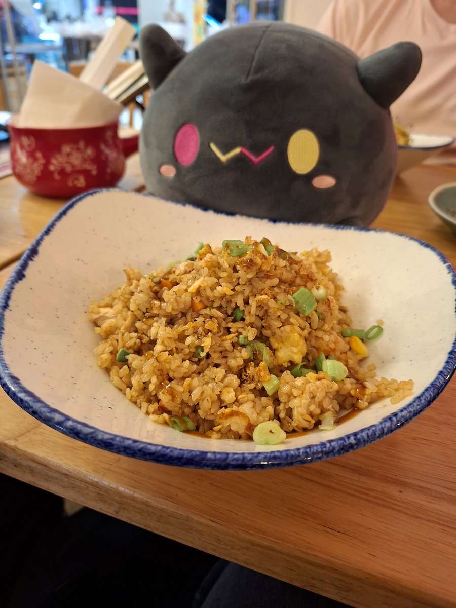 BrgLam's tweet photo. Had a great time over the weekend meeting everyone and attendingn all the events, was nervous at my M&amp;G with Mio, but was great seeing you! I may have spent a little too much, but it was worth it! Looking forward to hanging out with people again!
#Vexpo2025
#guildmates https://t.co/KNPSdhuqom