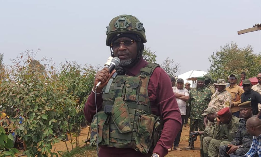 InnocentKalemb4's tweet image. RDC :sud-kivu/mines ldentification des exploitants artisana ux imperati fsecuritaire pour la reprise des activités sur le site de #lomera à #luhihi de cision du gouverneur Patrick busubusu bwangwi...☝️👇