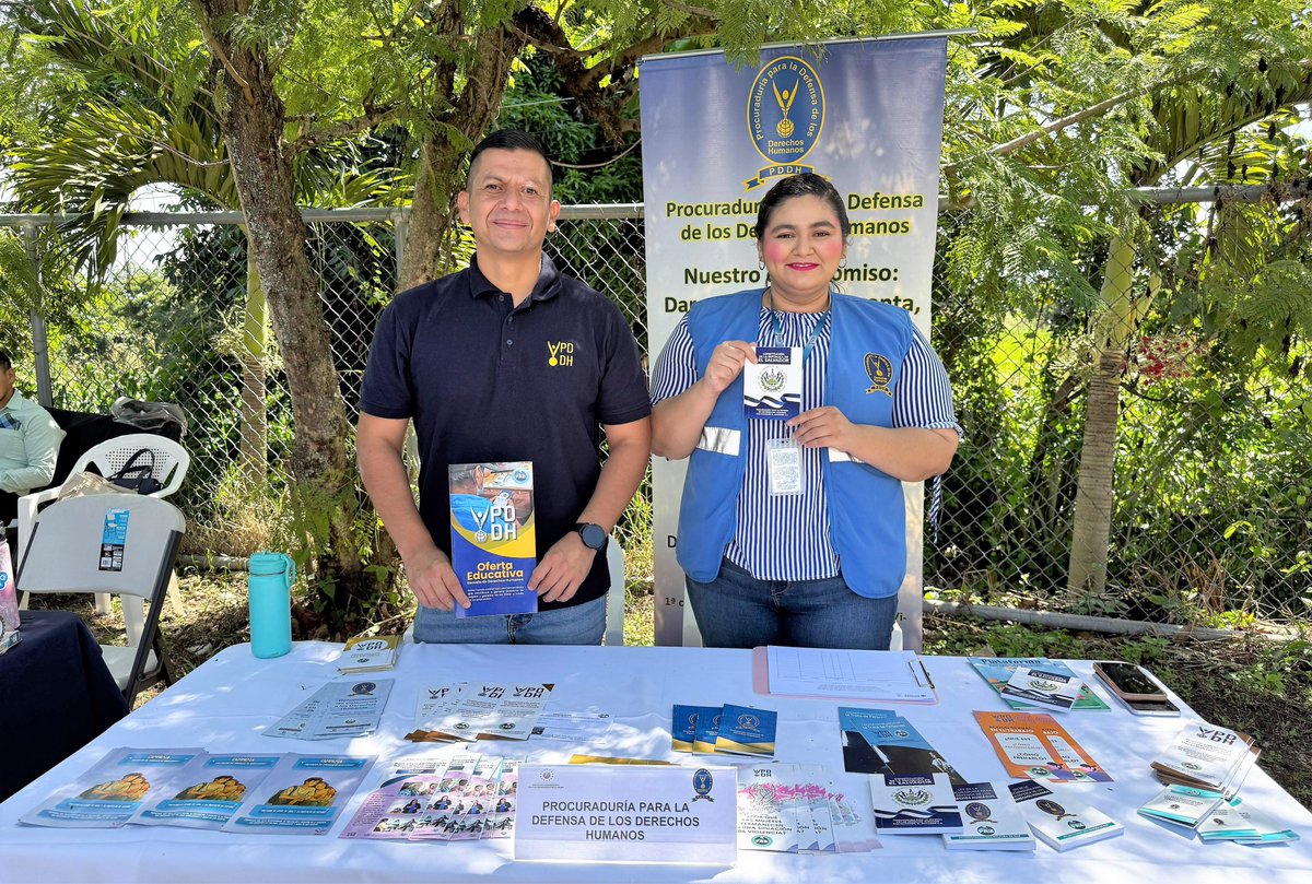 En atención a la labor en el territorio que impulsa la #ProcuradoraDDHH <a href="/RaqueldeGuevara/">Raquel de Guevara</a>, #PDDHSanVicente realizó jornada de difusión de Derechos Humanos, en el marco de una jornada médica organizada por Gabinete Sectorial Social, en el cantón Santa Lucía, Distrito San Lorenzo.