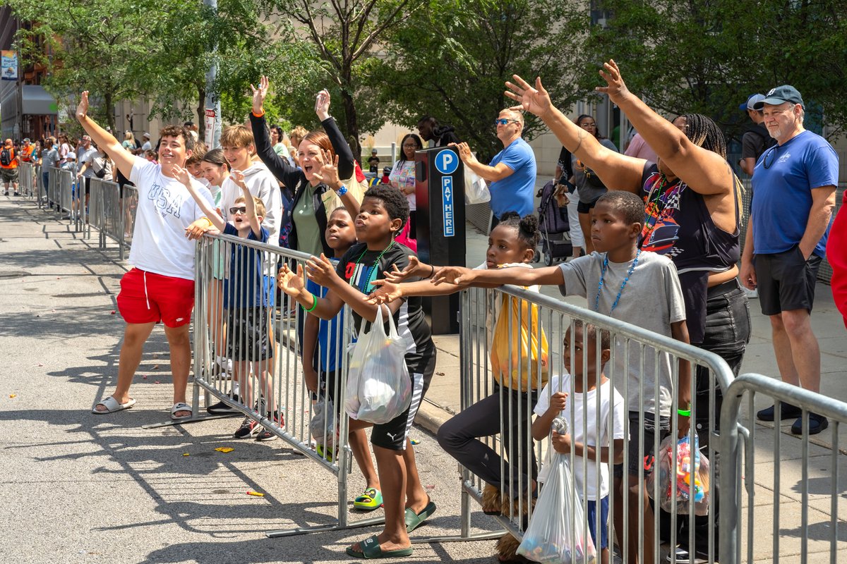 Dedicated members of our Toledo Jeep Fest candy receiving team!
Work on your skills and be ready for 2026 (Aug. 7-9).
dougiefreshphoto.com