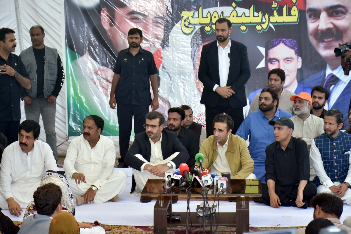 khalidbalouch12's tweet photo. "Together we will bring flood victims back to life"
@BBhuttoZardari
#BBZWithFloodVictims
#HelpFloodVictims https://t.co/Sv16ypQFk3